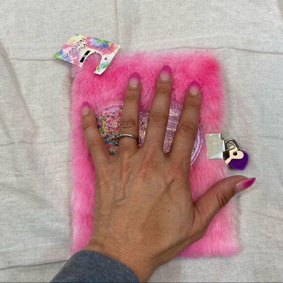 New With Tags Plush Notebook with Lock and Key and Heart on front - Picture 9 of 9